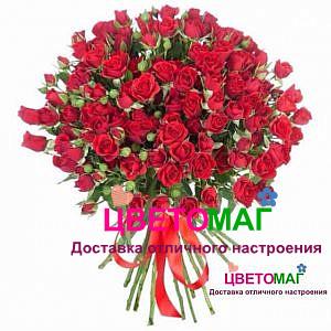Букет из 19 красных кустовых роз